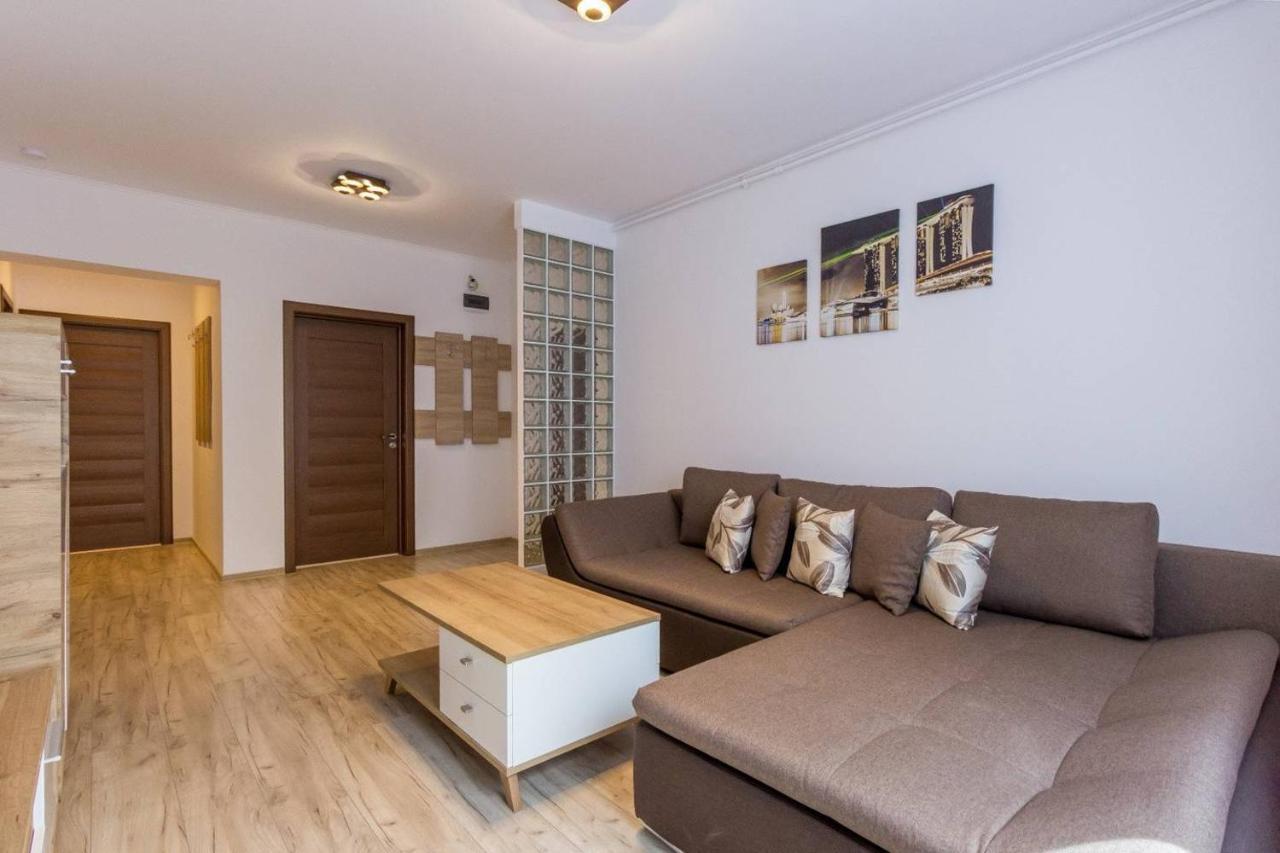 קלוז'-נאפוקה Spacious And Quiet 2 Bedroom Apartment מראה חיצוני תמונה