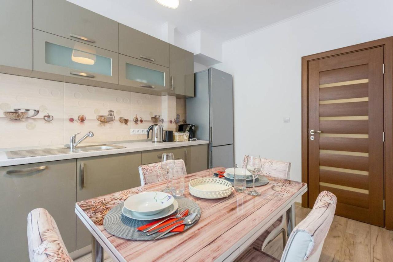 קלוז'-נאפוקה Spacious And Quiet 2 Bedroom Apartment מראה חיצוני תמונה